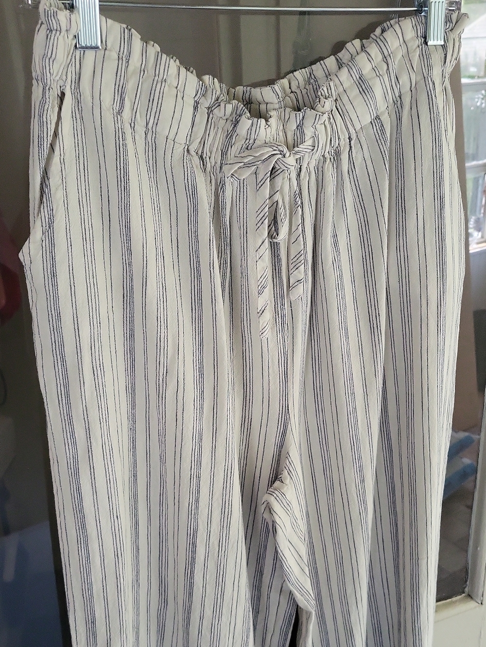 Women's Thread & Supply Cream and Navy Striped Drawstring Pants, Size XL